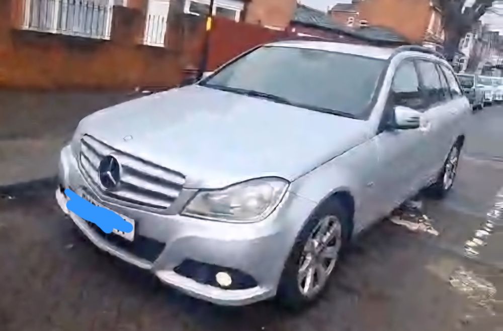 Mercedes w204                       .