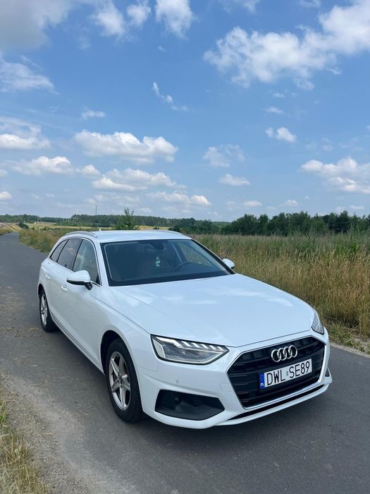 Audi A4 Avant B9 FL | Biały Gletscher | Skóry Okapi Brown | Hak el.