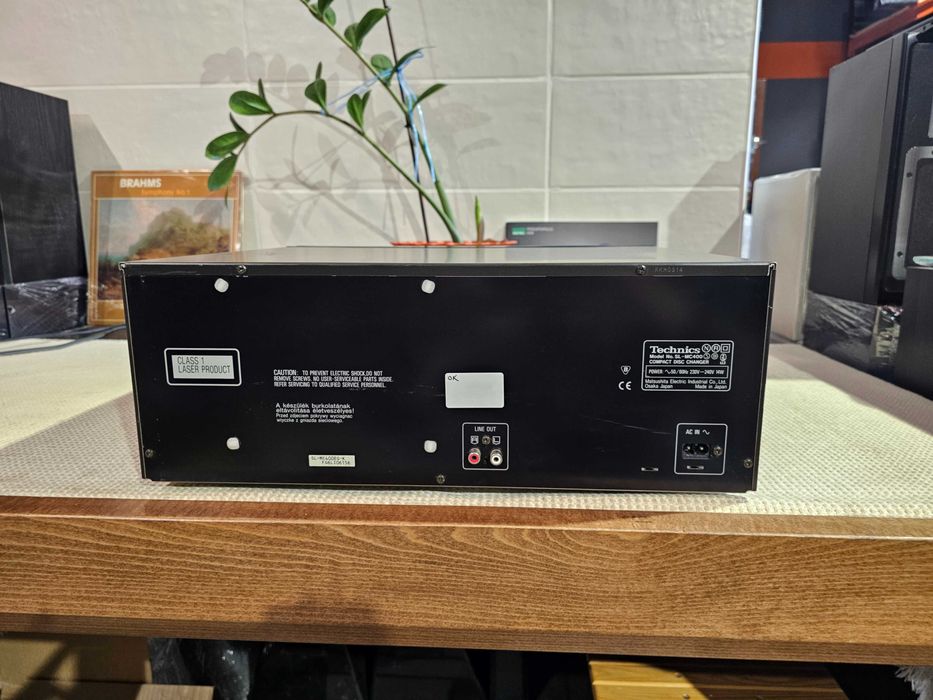 CD-чейнджер Technics SL-MC400 111 дисків