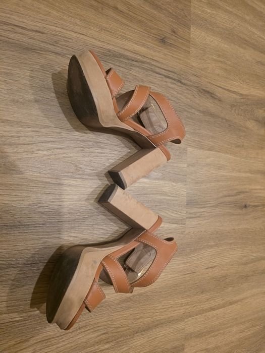 Sandálias Cubanas camel 36