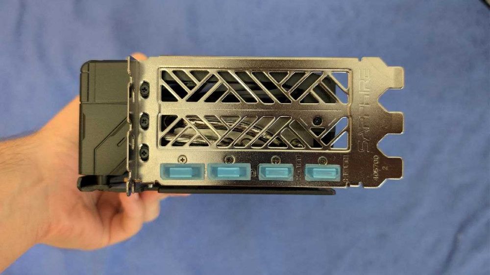 AMD Radeon RX 9070 XT 16GB