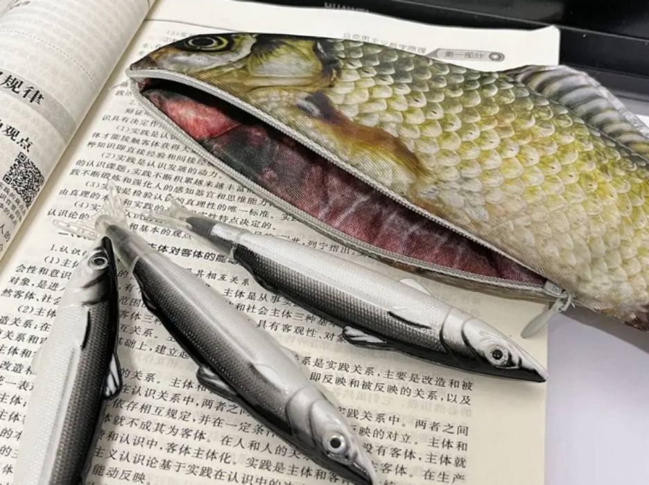 Пенал футляр чехол в виде рыбы  Карась