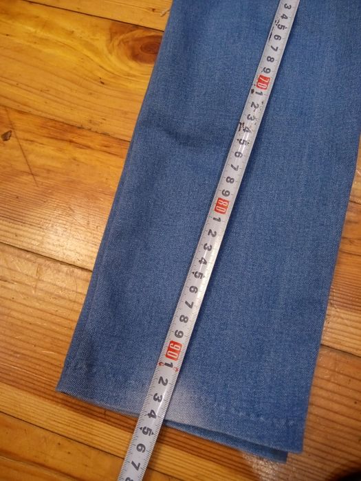 Красивые джинсы размер м