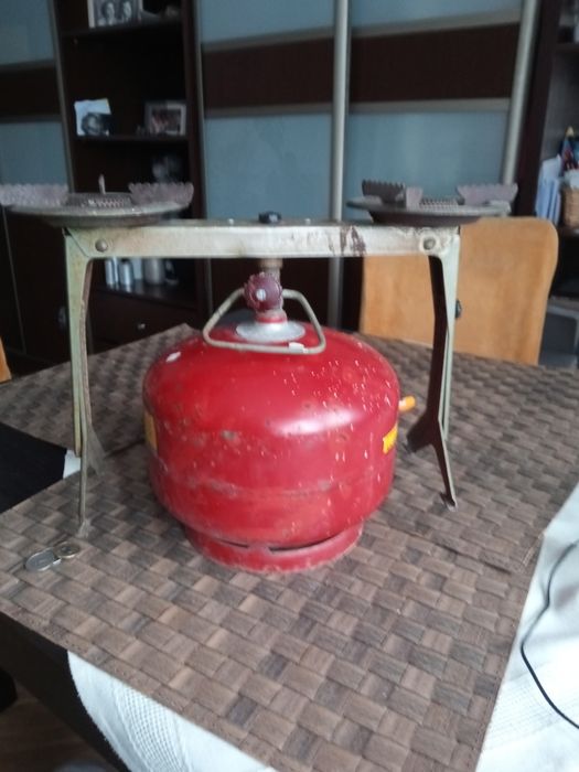 Kuchenka turystyczna(butla+ 2 palniki)