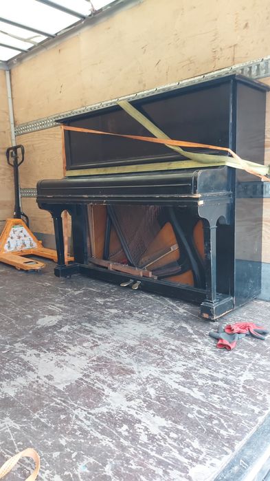 Przeprowadzki Transport przewóz rzeczy