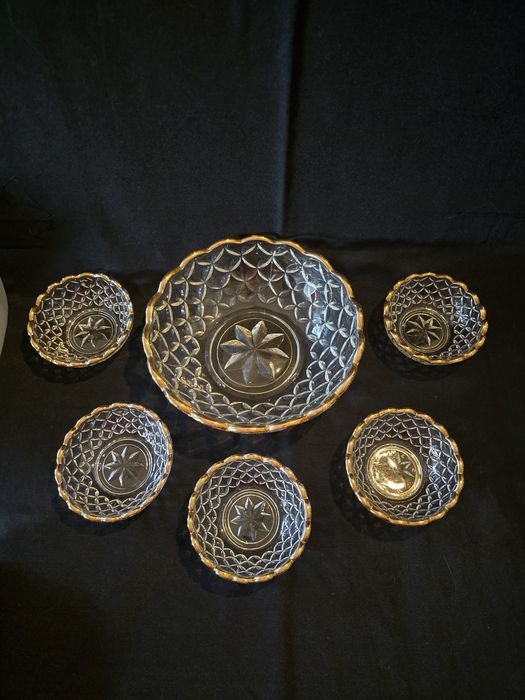 Conjunto de Taças de Sobremesa Antigas Vidro Trabalhado e Ouro