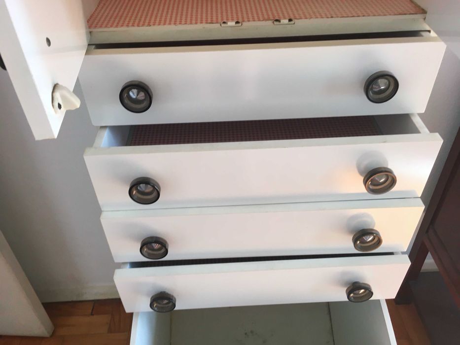 Móvel Alto de Casa de Banho – Branco – Bom Estado