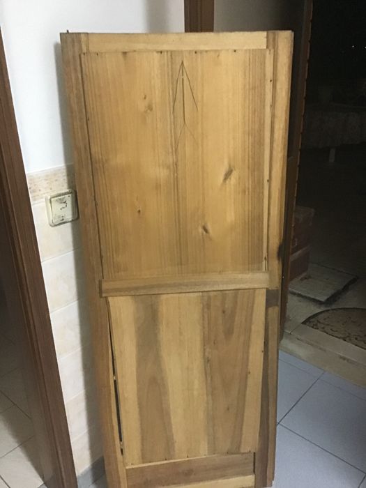 porta com espelho de guarda fatos, antigo