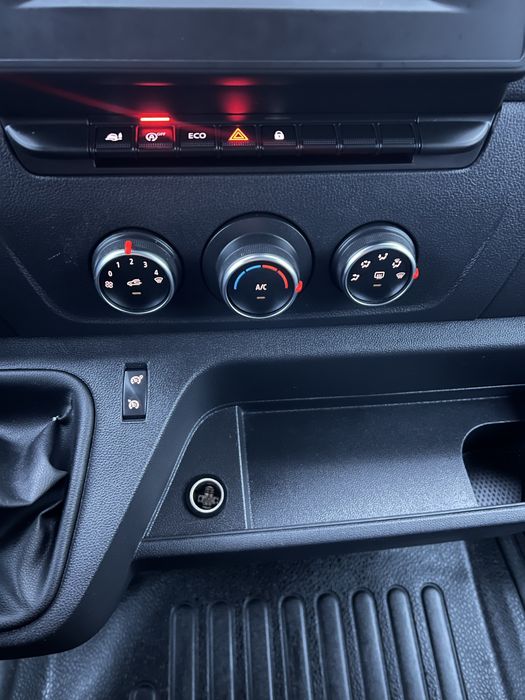 Renault Master IV 2022р. L3H2