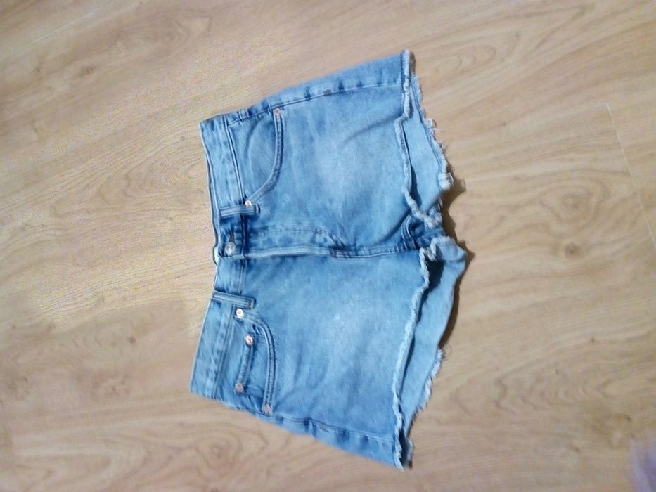 Spodenki krótkie 36.      14