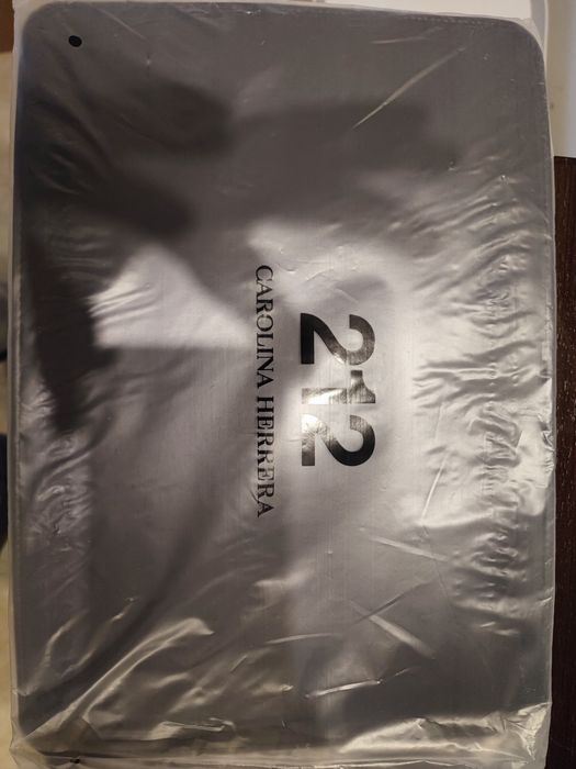 Bolsa preta da Carolina Herrera NOVA