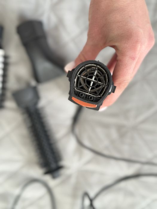 Фен-браш Gemei GM-4828 з 3 насадками 1000W
