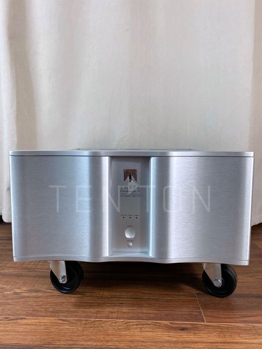 Theta Dreadnaught II wzmacniacz mocy 3 kanały mono, 3x225W! HI END!