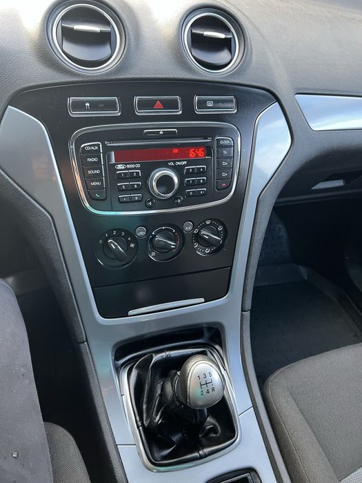 Ford Mondeo 2011рік