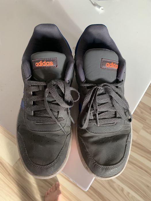 Adidasy  młodzieżowe