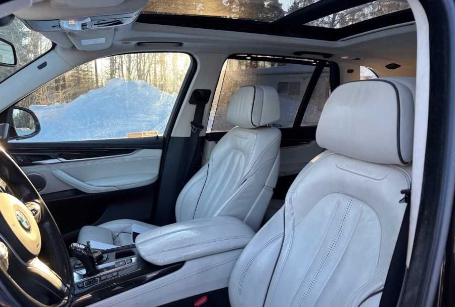 У продажі авто з ЄС BMW X5 M50D 2015 року