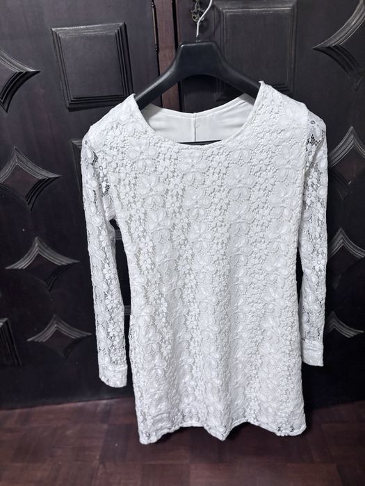 Fato de banho, vestidos  e bermuda