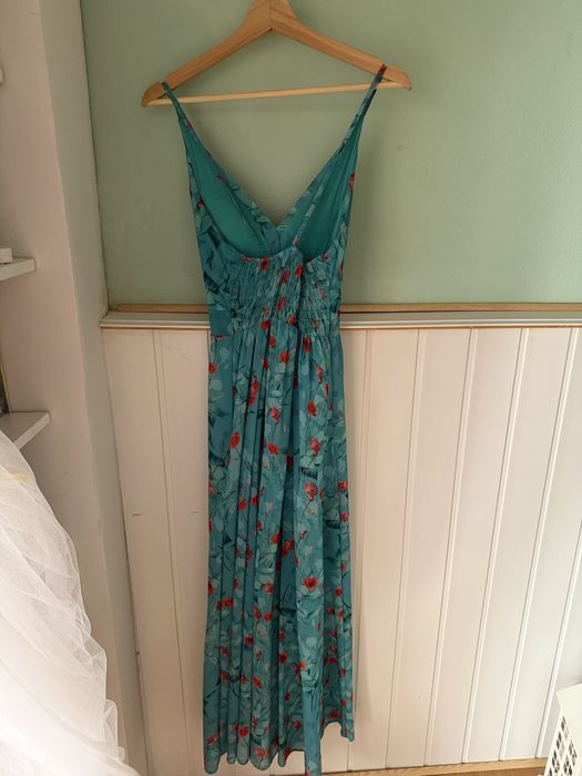 Vestido floral turquesa