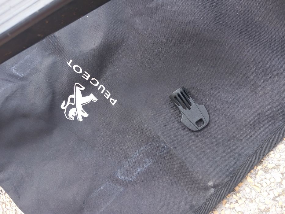 Barras de tejadilho originais Peugeot 308