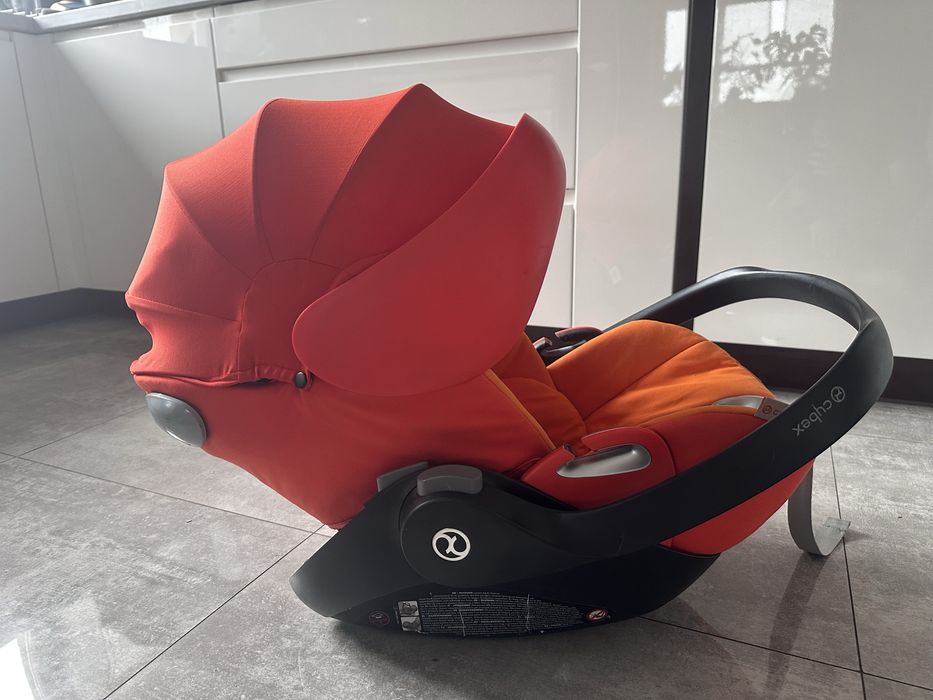 Nosidelko fotelik Cybex Cloud Q Platinum