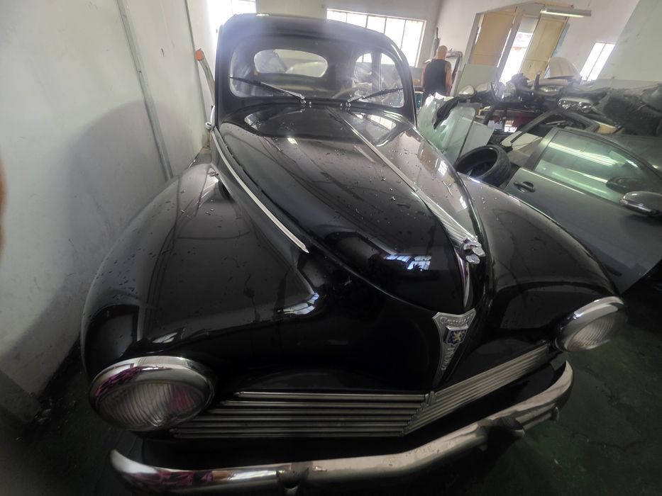 Peugeot  203, Ano de 1953