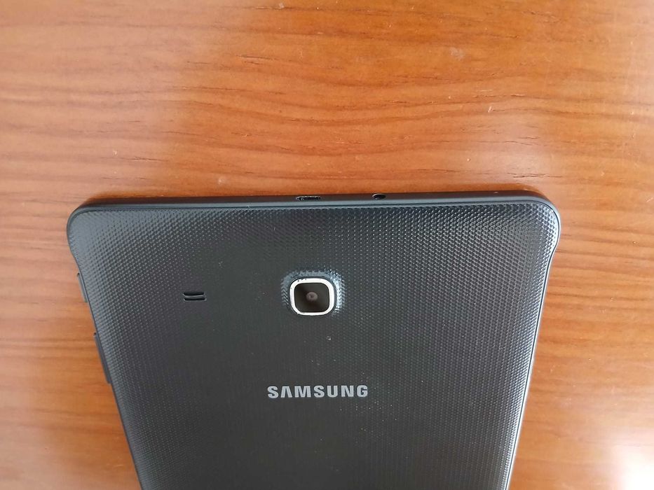 Tablet Samsung Galaxy Tab E | SM-T560 | 8 GB | Software desatualizado!