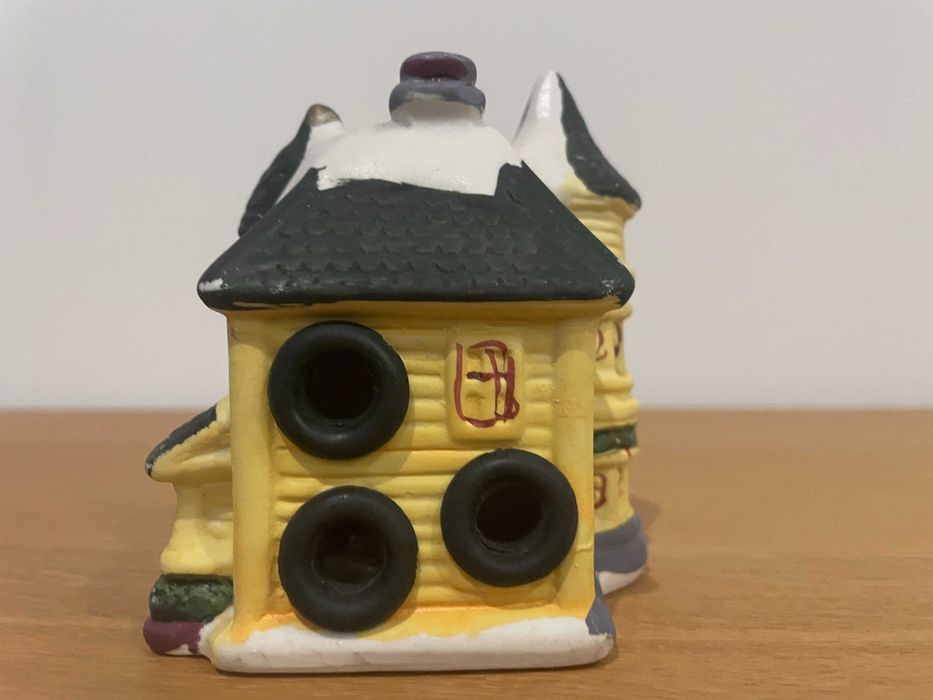 Ceramiczny domek