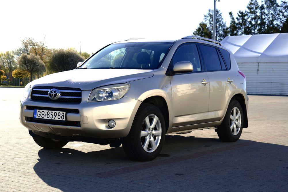 Toyota RAV-4 / 2.0 VVT-i 152 KM / 2008 r.