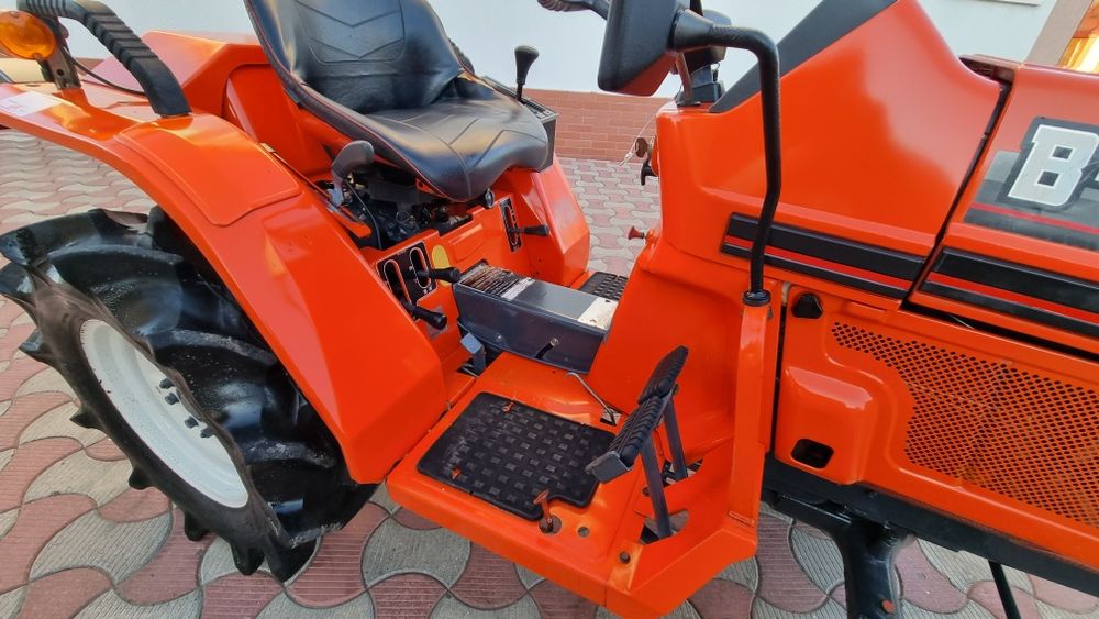 Kubota B-40 BULTRA  ASTE
