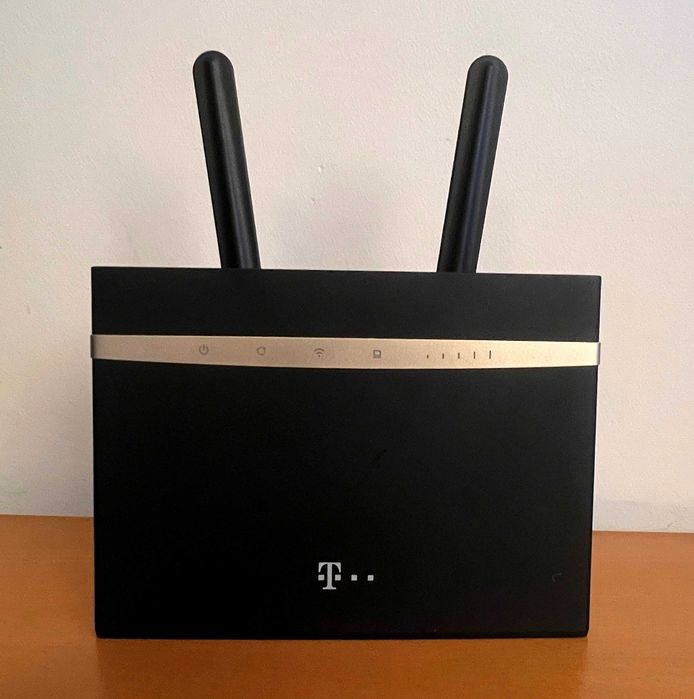 Router LTE Huawei B525 do 300Mbps na kartę sim , dwie anteny