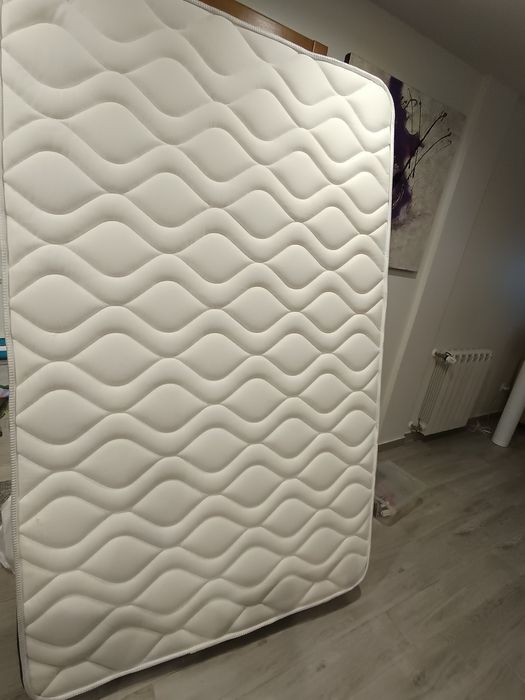 Colchão viscoelástico 195x120 com oferta de cama