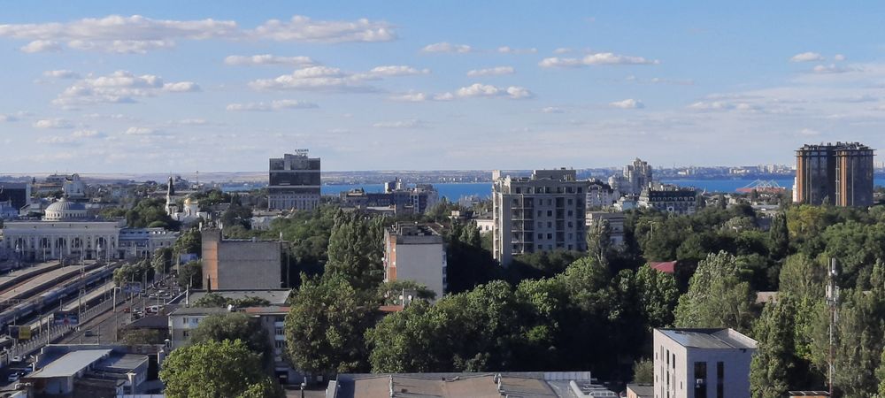 Залізн.Вокзал Центр /85м²:3кімн;2сан.в;джакузі/ Видова є укриття