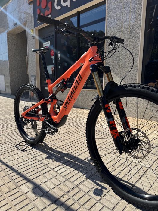 Specialized Turbo Levo 2023 — Fox Factory — Bateria 100% — Excelente estado