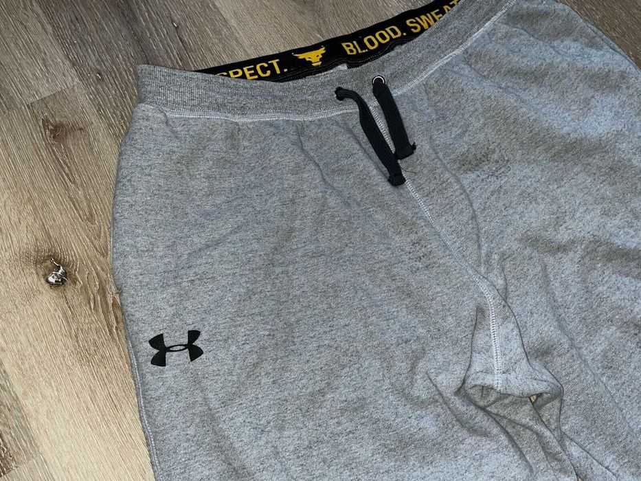 UNDER ARMOR Blood.Sweat.Respect calças de treino GR. 2XL - RARO