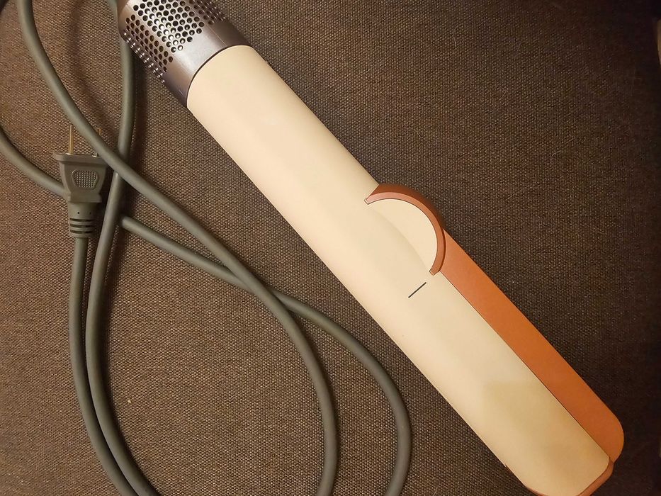 КНР Dyson утюг для вирівнювання і сушки волосся