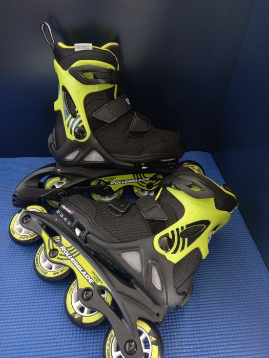 Rollerblade різні розміри та кольори ролики