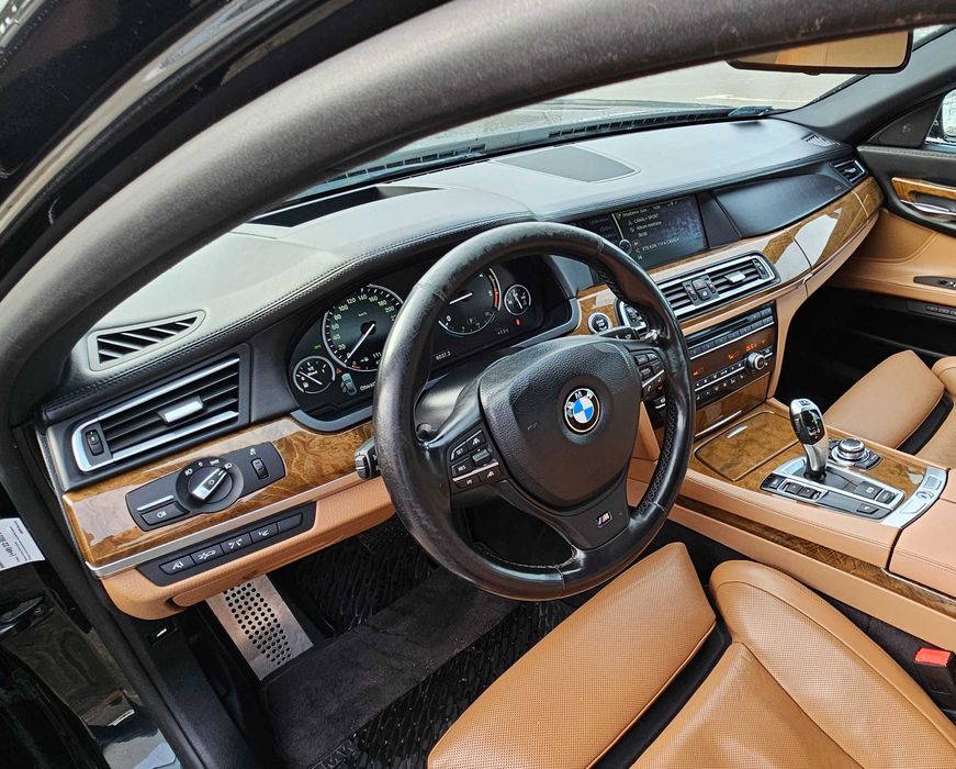 Bmw seria 7  3.0 245KM Mpakiet