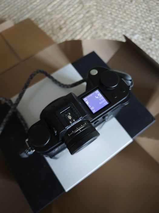 Leica sl3-s excellent condition