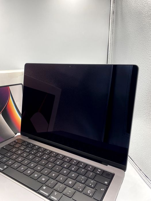 Ноутбук Apple MacBook Pro 14" M1 Pro 16/512GB Space Gray (MKGP3) 2021