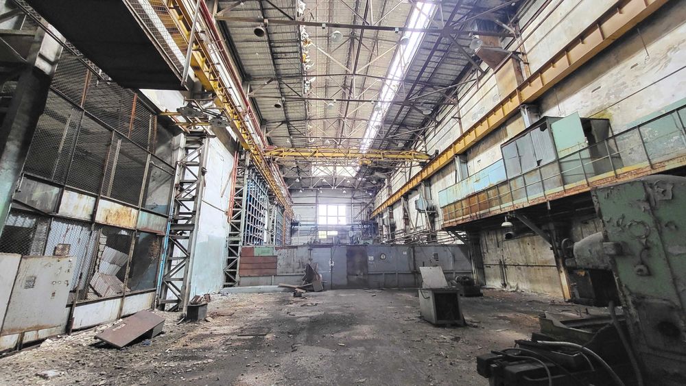 Продаж виробничого комплекса вул. Південна.