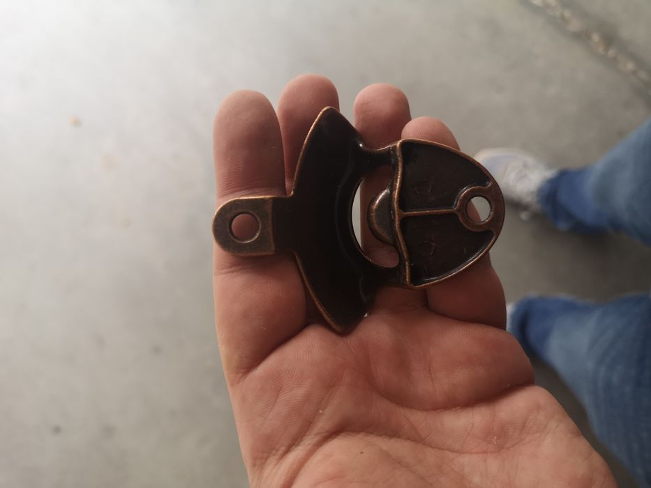 Abre cápsulas corona vintage de metal