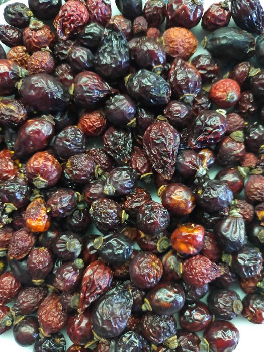 Парило,звіробій,шипшина.