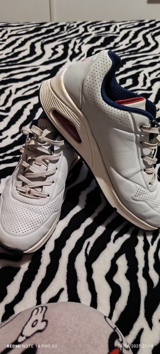 Tênis da sketchers tamanho 39 de homem