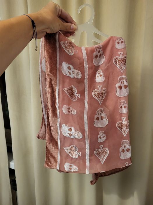 Oryginalna chusta apaszka szal w czachy