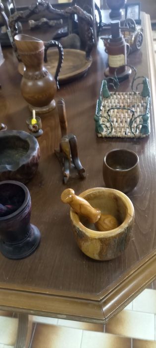 Objetos antigos em madeira coleção