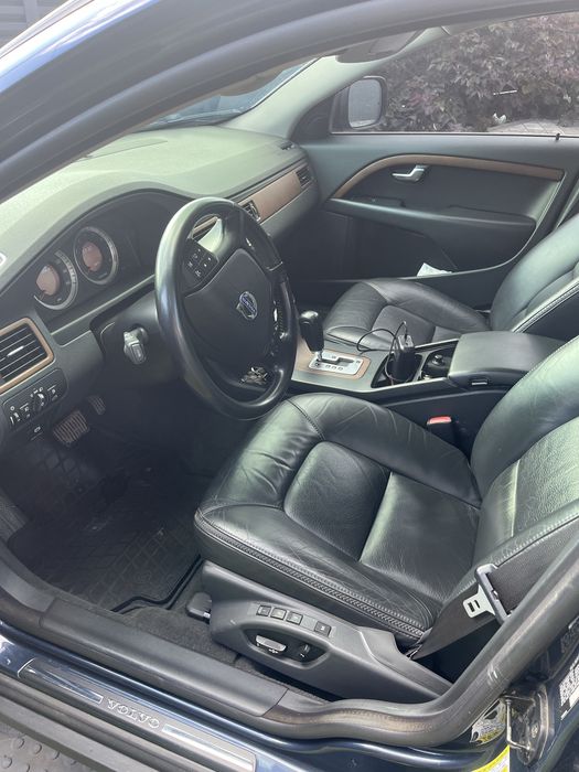 Продам надійний сімейний автомобіль!!!