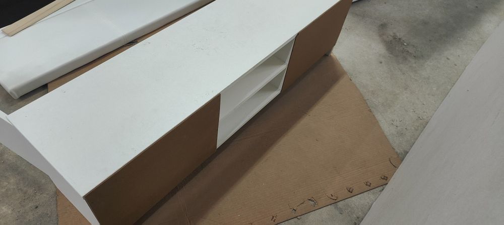 Móvel TV ( excelente estado)