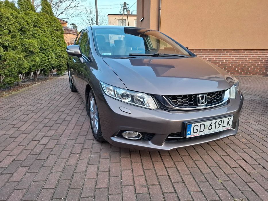 Honda Civic Honda Civic IX SEDAN  Executive  1.8 i-VTEC  90 tys. km 142KM Serwis A