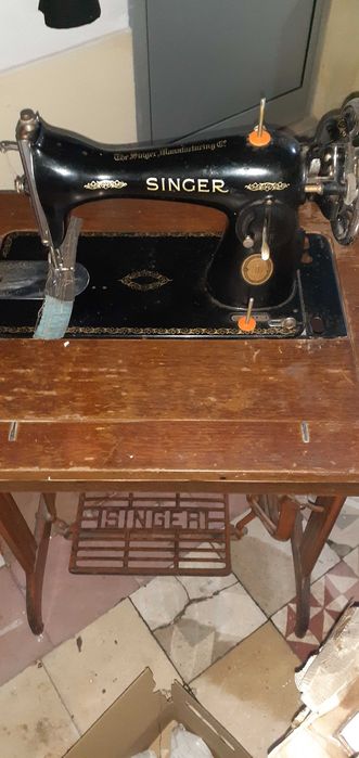 Máquina Singer antiga