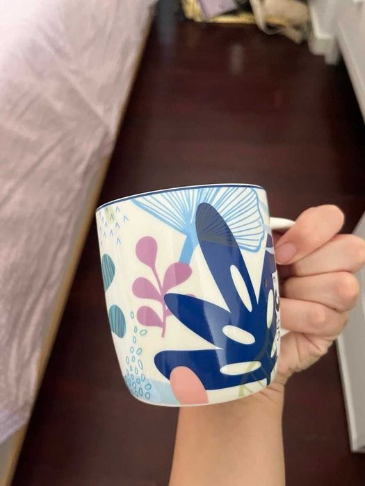 Caneca com padrão floral430760467576268802